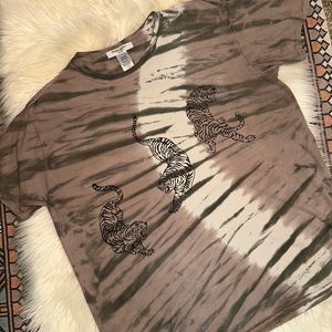 Project social T graphic tee